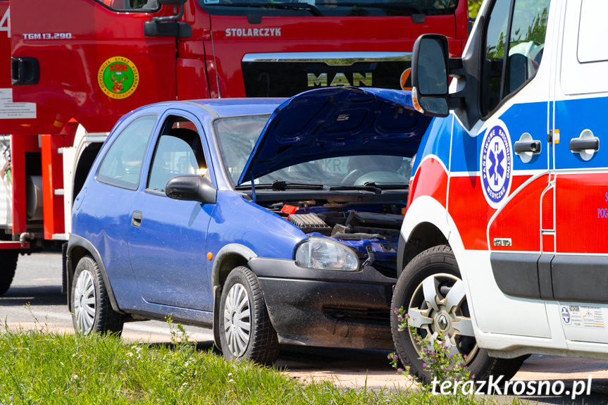 Zderzenie dwóch samochodów w Rogach