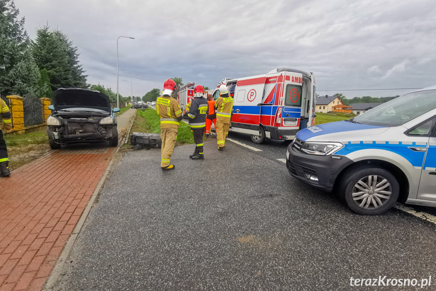 Zderzenie dwóch samochodów w Teodorówce