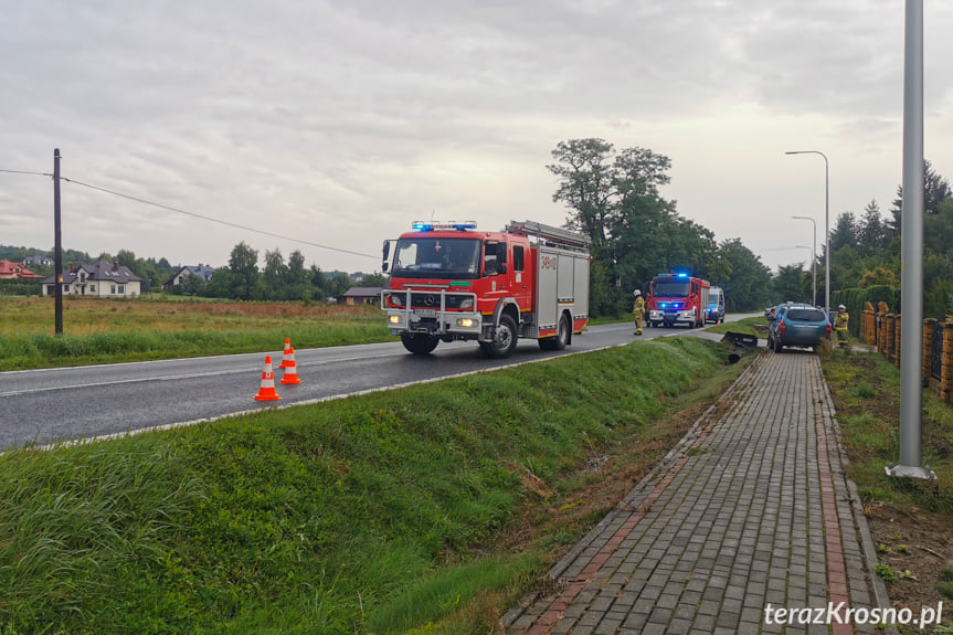 Zderzenie dwóch samochodów w Teodorówce