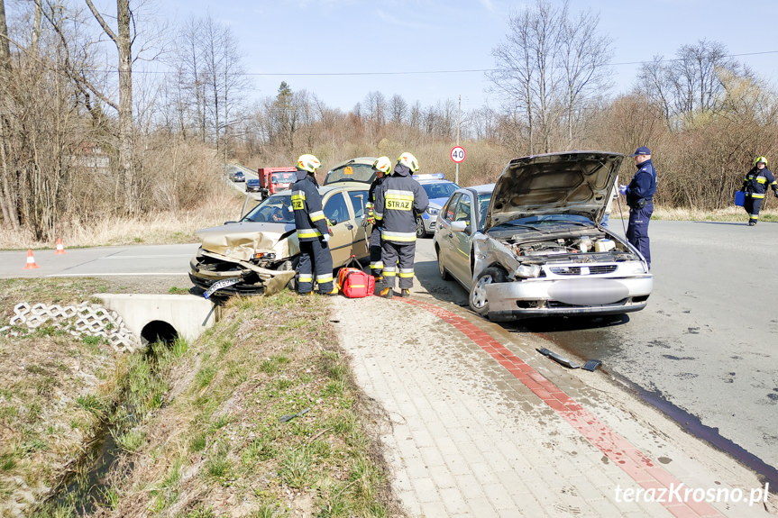 Zderzenie dwóch samochodów w Wietrznie