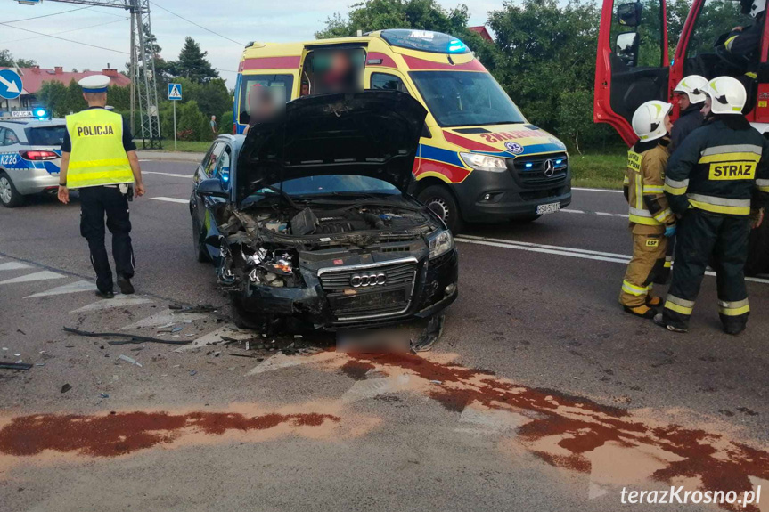 Zderzenie dwóch samochodów w Woli Komborskiej