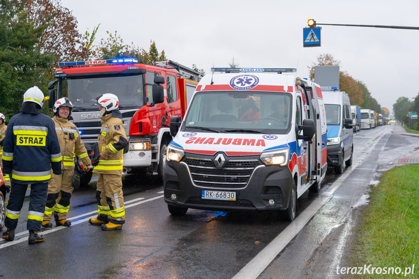 Zderzenie dwóch samochodów w Targowiskach