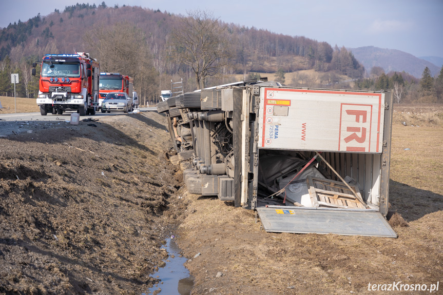 Zderzenie dwóch tirów w Barwinku