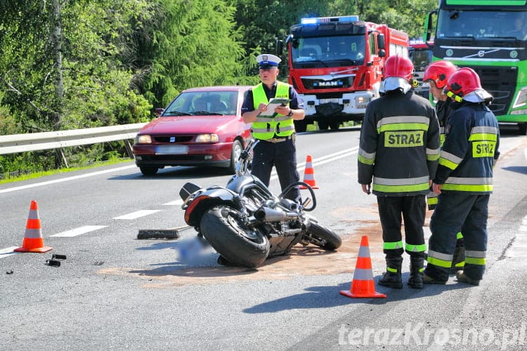 Zderzenie motocykla i samochodu w Łężanach