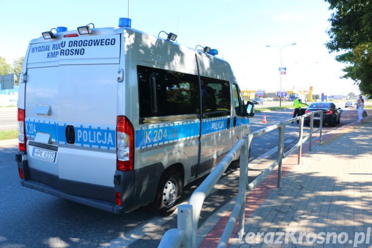 Zderzenie motocyklisty i samochodu osobowego w Krośnie