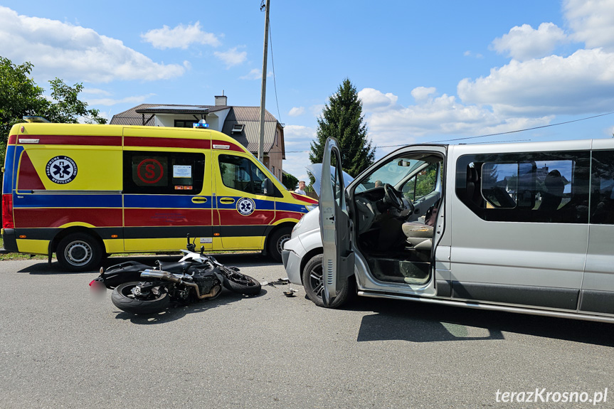 Zderzenie motocyklisty z samochodem w Odrzykoniu