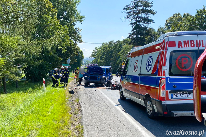 Zderzenie motocyklisty z samochodem osobowym w Klimkówce