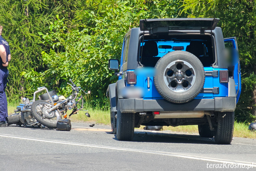 Zderzenie motocyklisty z samochodem osobowym w Klimkówce