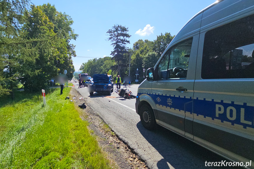 Zderzenie motocyklisty z samochodem osobowym w Klimkówce