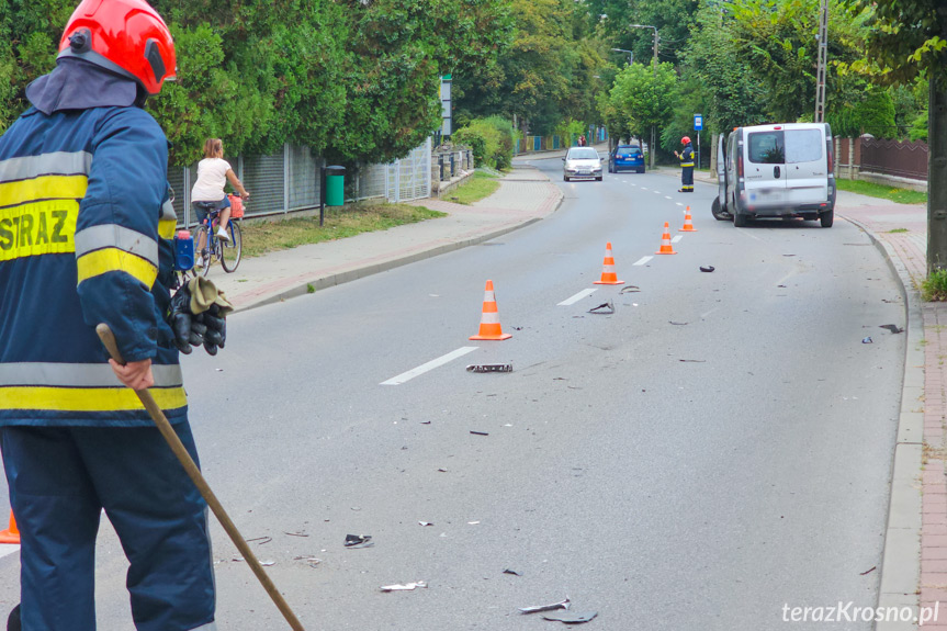 Zderzenie na Grodzkiej dwóch samochodów