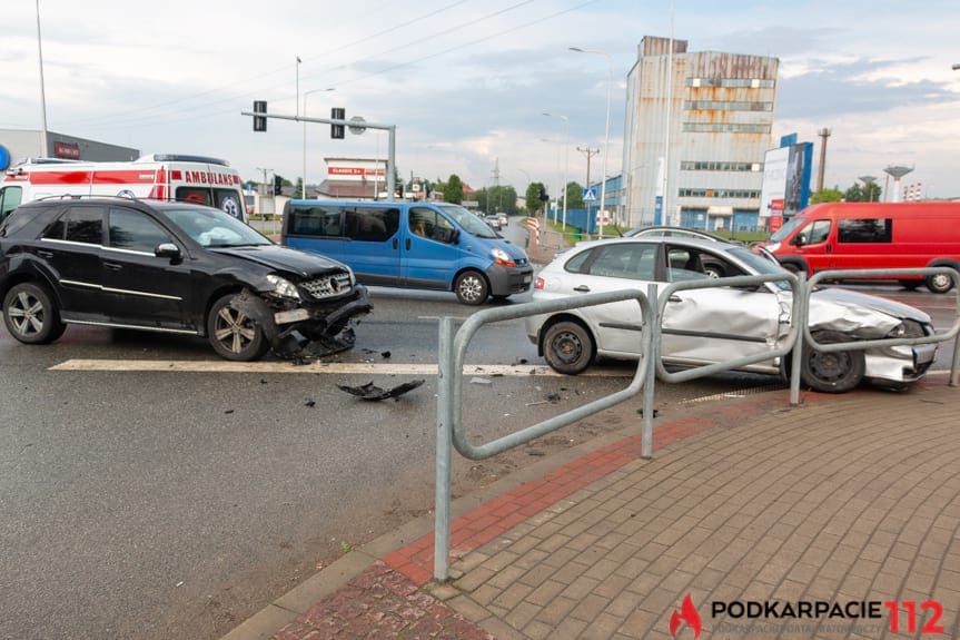 Zderzenie na skrzyżowaniu w Krośnie