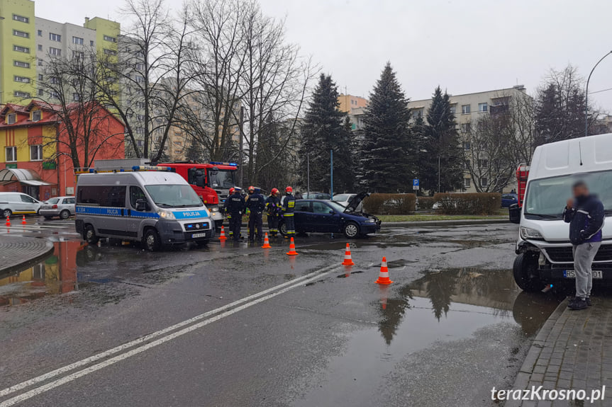 Zderzenie na skrzyżowaniu w Krośnie