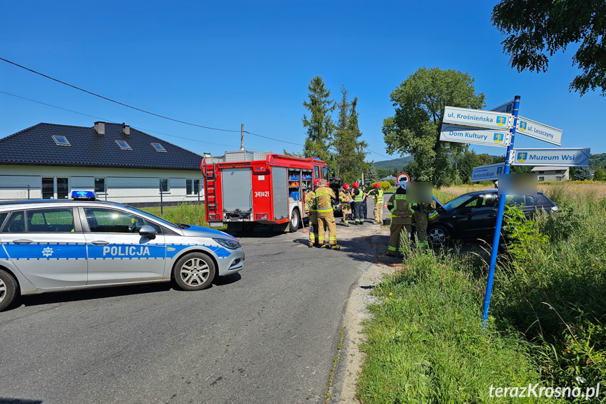 Zderzenie opla z volvo w Odrzykoniu