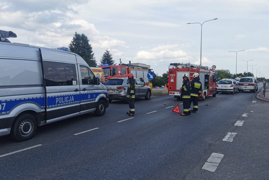 Zderzenie samochodów na al. Jana Pawła II w Krośnie