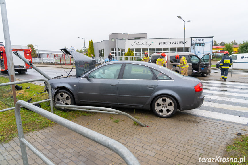 Zderzenie samochodów na Podkarpackiej