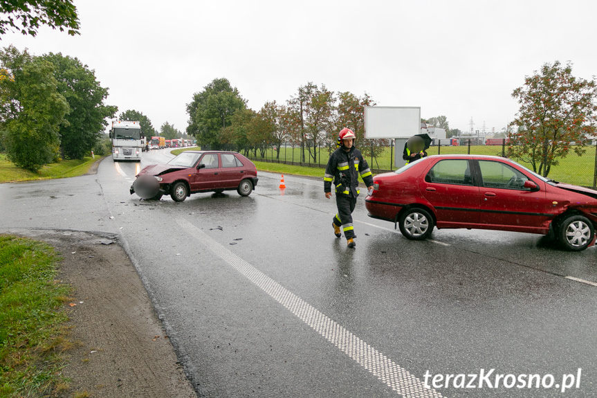 Zderzenie samochodów na Podkarpackiej