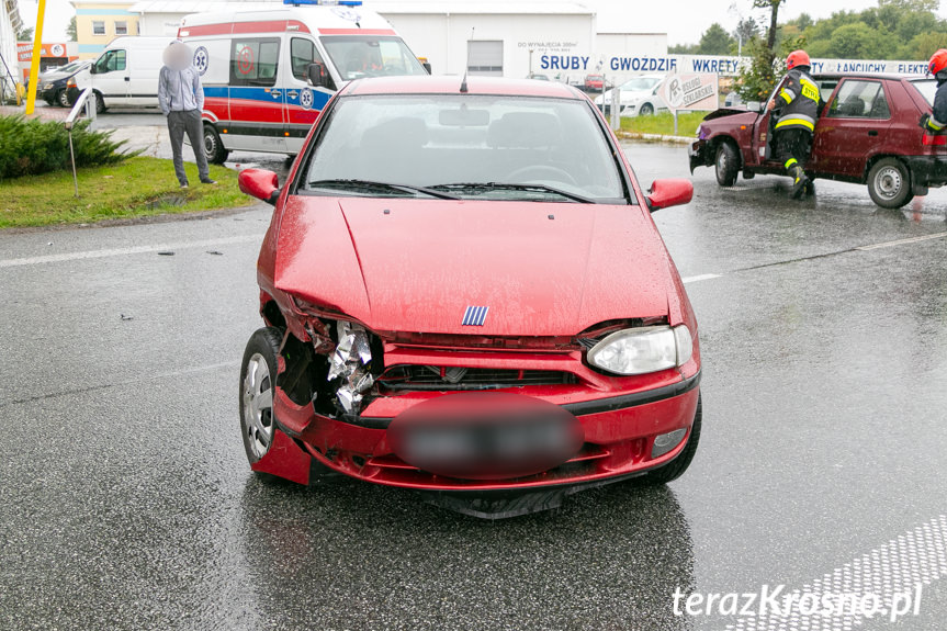 Zderzenie samochodów na Podkarpackiej