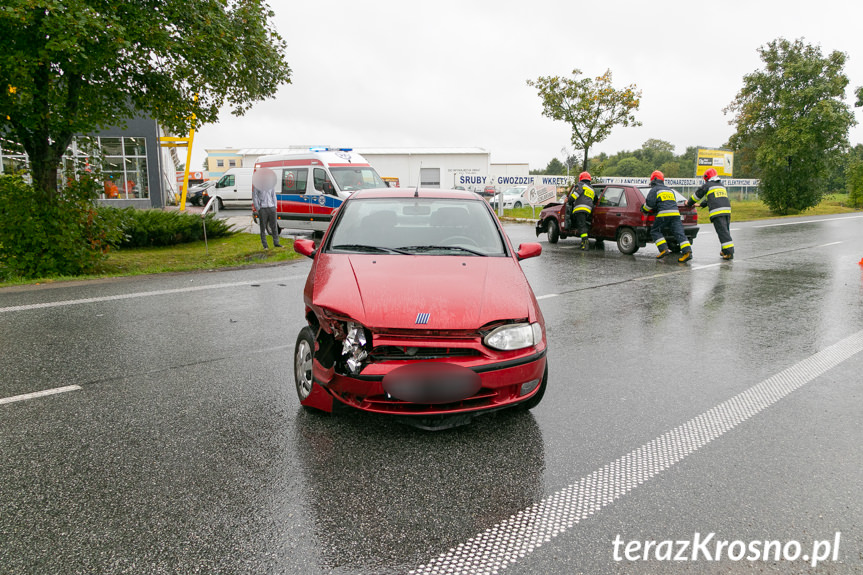 Zderzenie samochodów na Podkarpackiej