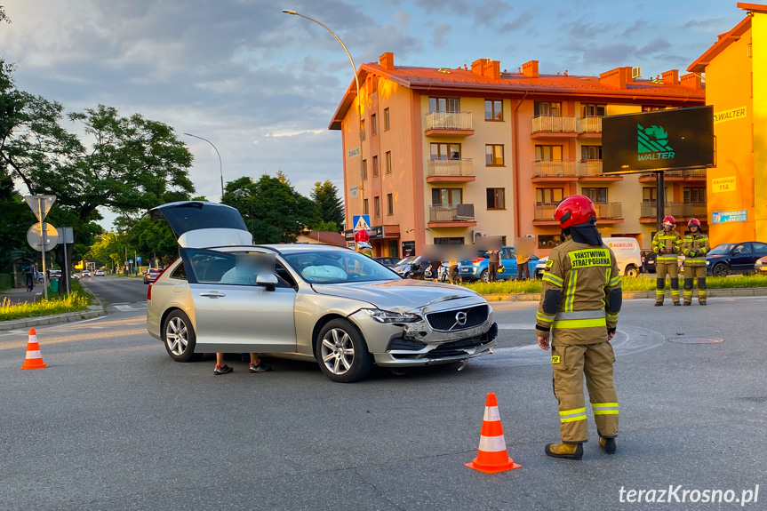 Zderzenie samochodów na Sikorskiego