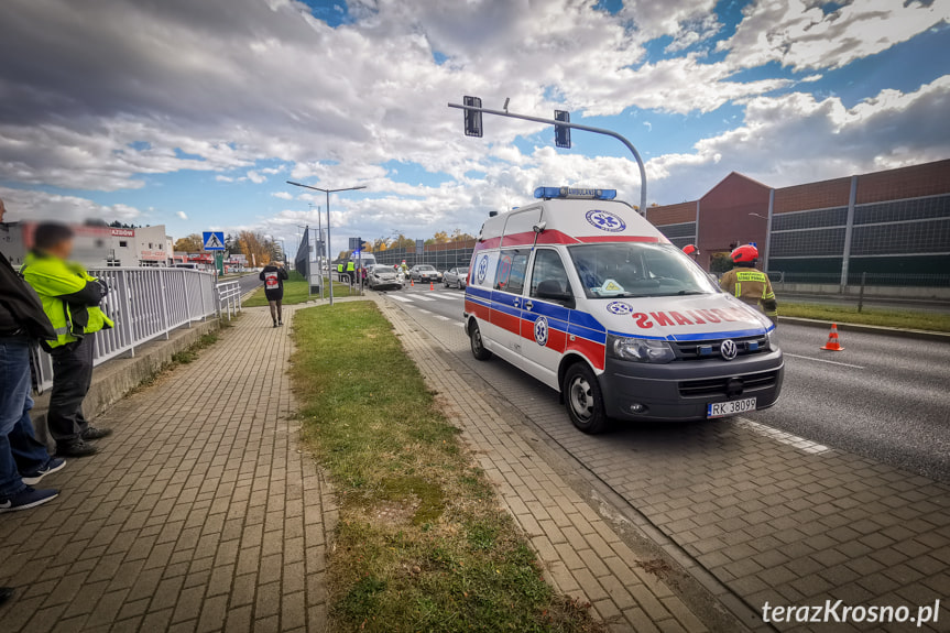 Zderzenie trzech samochodów na Podkarpackiej