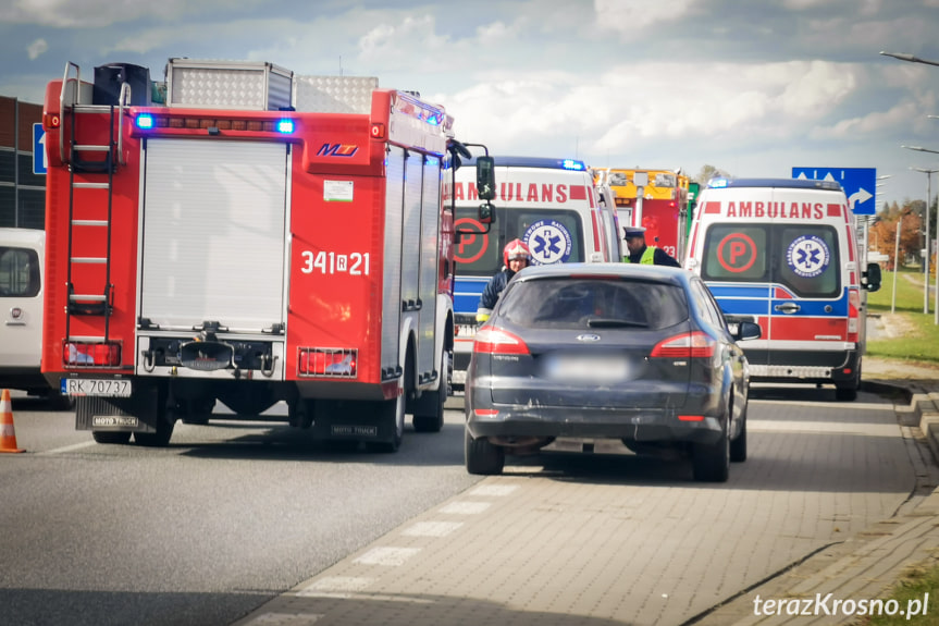 Zderzenie trzech samochodów na Podkarpackiej