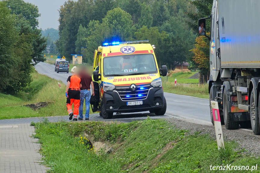 Zderzenie trzech samochodów w Bajdach