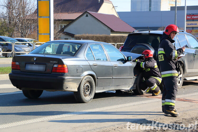 Zderzenie trzech samochodów w Krośnie