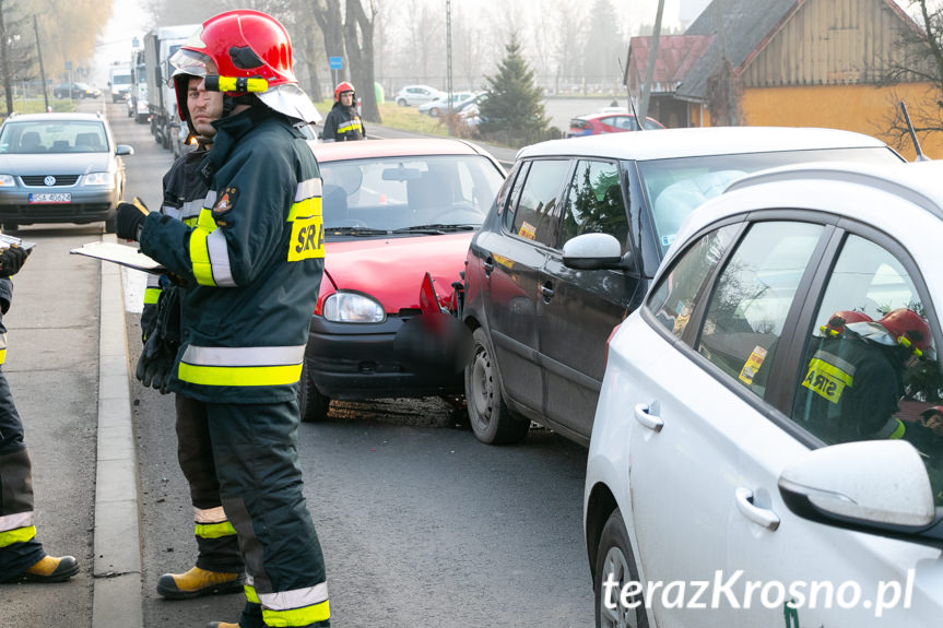 Zderzenie trzech samochodów w Miejscu Piastowym