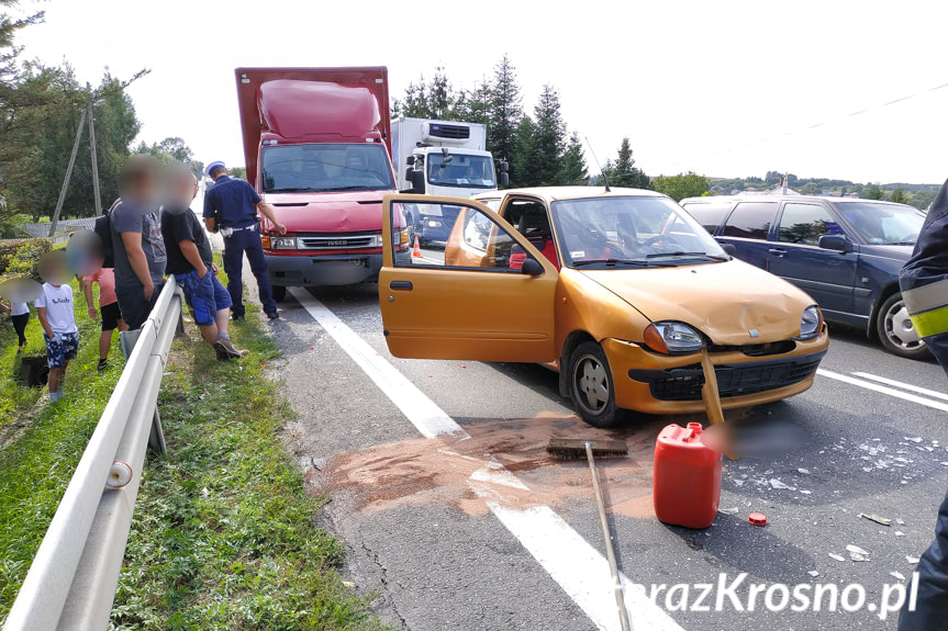 Zderzenie trzech samochodów w Miejscu Piastowym