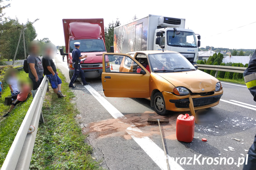 Zderzenie trzech samochodów w Miejscu Piastowym