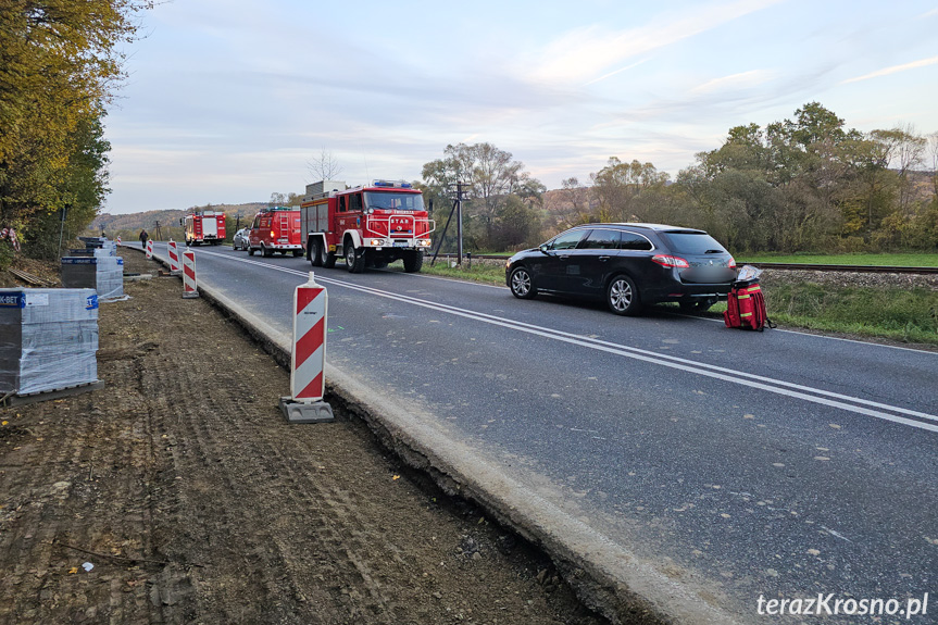 Zderzenie trzech samochodów w Przybówce