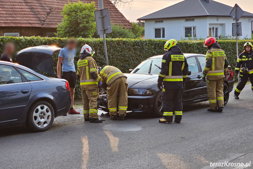 Zderzenie trzech samochodów w Zręcinie