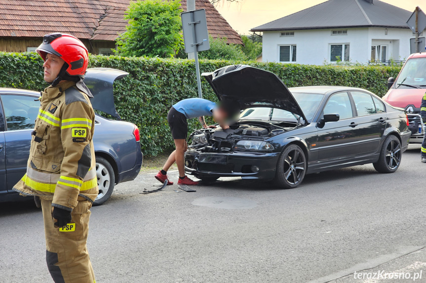 Zderzenie trzech samochodów w Zręcinie