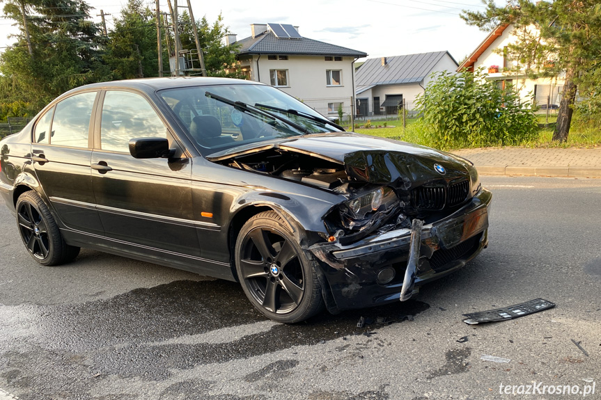 Zderzenie trzech samochodów w Zręcinie