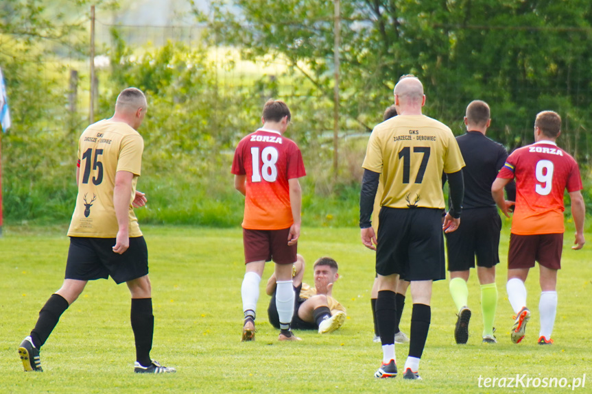 Zorza Łęki Dukielskie - GKS Zarzecze-Dębowiec 2:1