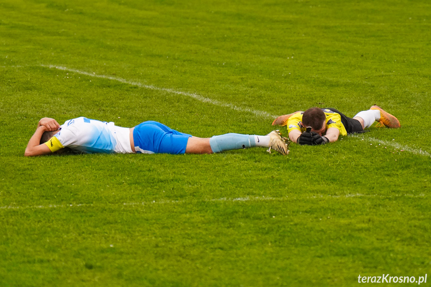 Zorza Łęki Dukielskie - Kotwica Korczyna 3:0