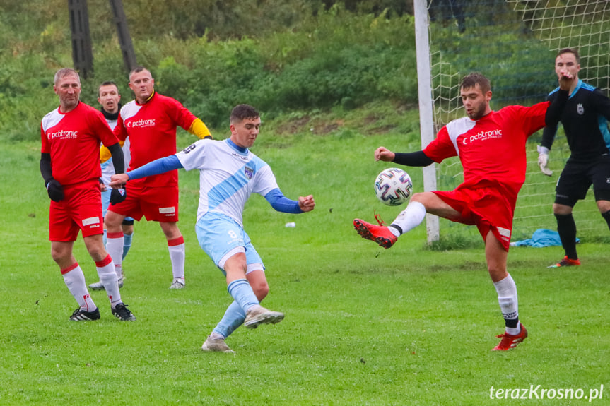 Zorza Łęki Dukielskie - LKS Górki 1:3