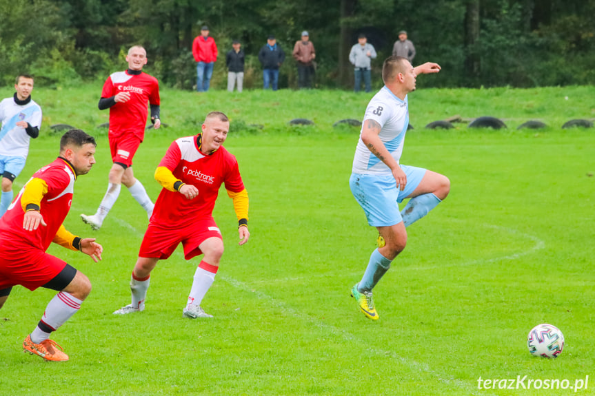 Zorza Łęki Dukielskie - LKS Górki 1:3