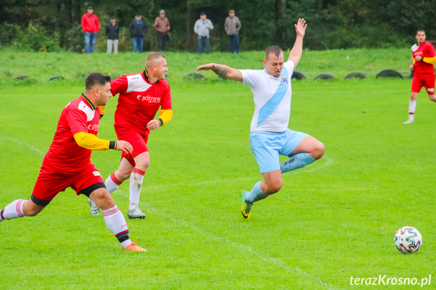 Zorza Łęki Dukielskie - LKS Górki 1:3