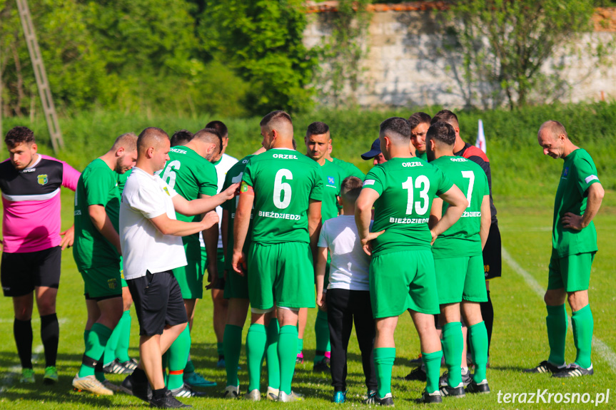 Zorza Łęki Dukielskie - Orzeł Bieździedza 4-0 