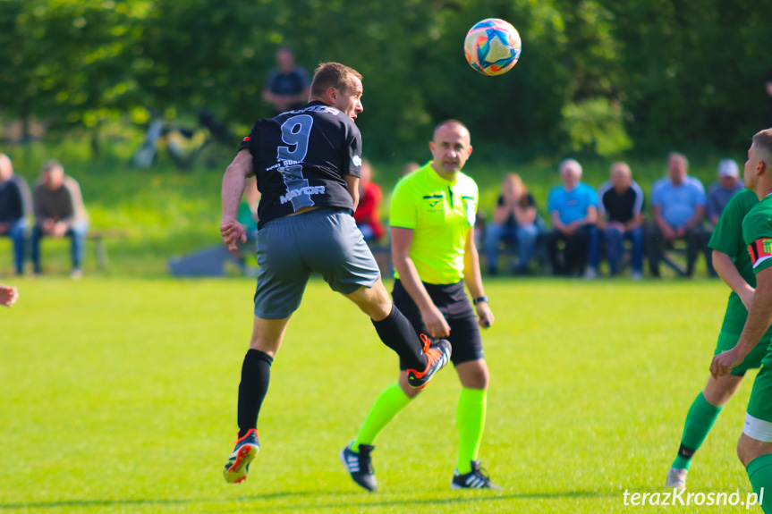 Zorza Łęki Dukielskie - Orzeł Bieździedza 4-0 