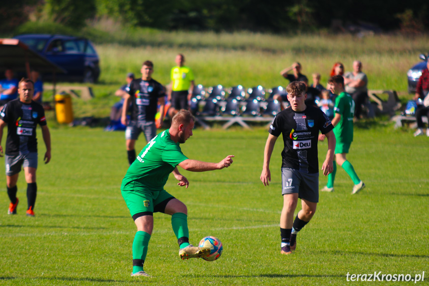 Zorza Łęki Dukielskie - Orzeł Bieździedza 4-0 