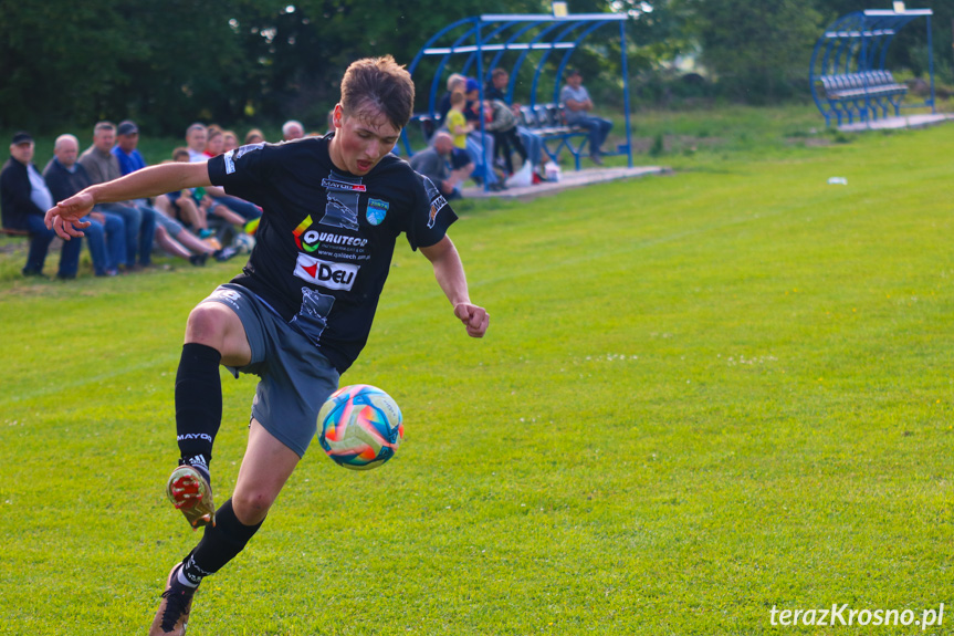 Zorza Łęki Dukielskie - Orzeł Bieździedza 4-0 