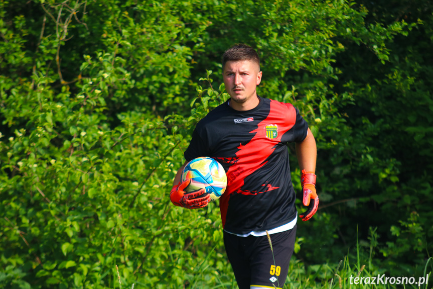 Zorza Łęki Dukielskie - Orzeł Bieździedza 4-0 