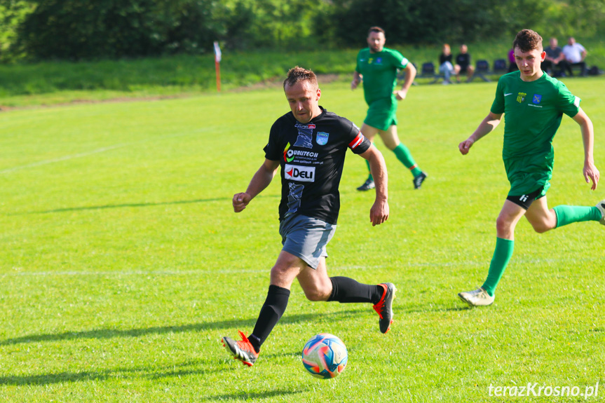 Zorza Łęki Dukielskie - Orzeł Bieździedza 4-0 