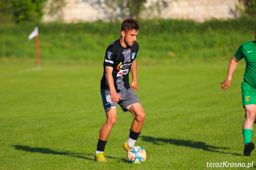 Zorza Łęki Dukielskie - Orzeł Bieździedza 4-0 