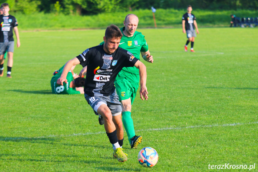 Zorza Łęki Dukielskie - Orzeł Bieździedza 4-0 