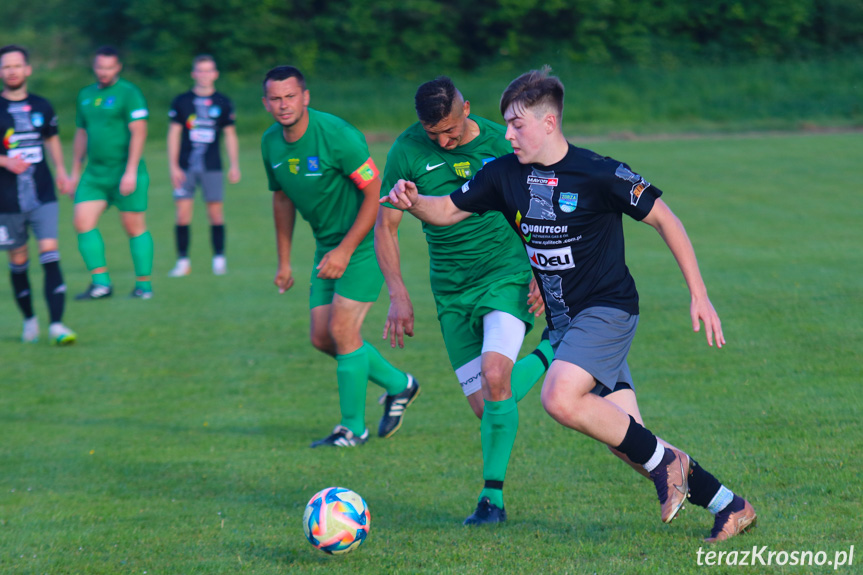 Zorza Łęki Dukielskie - Orzeł Bieździedza 4-0 