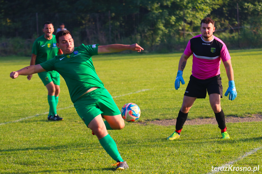 Zorza Łęki Dukielskie - Orzeł Bieździedza 4-0 