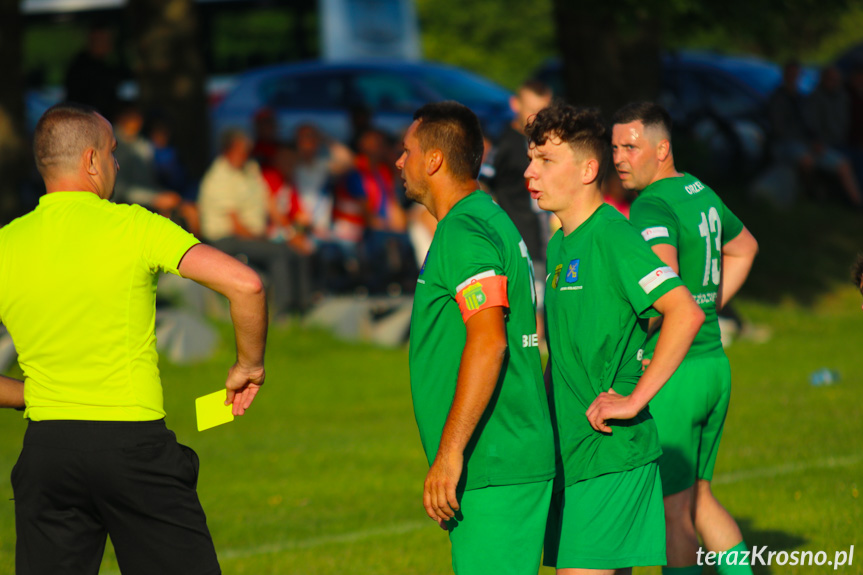 Zorza Łęki Dukielskie - Orzeł Bieździedza 4-0 